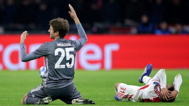 丹麦横扫利物浦，穆勒惊艳四座