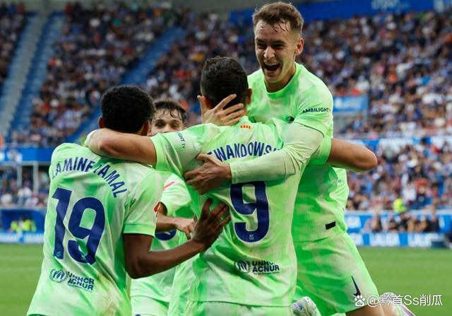 开云sport-切尔西逆转阿根廷，莱万状态火热