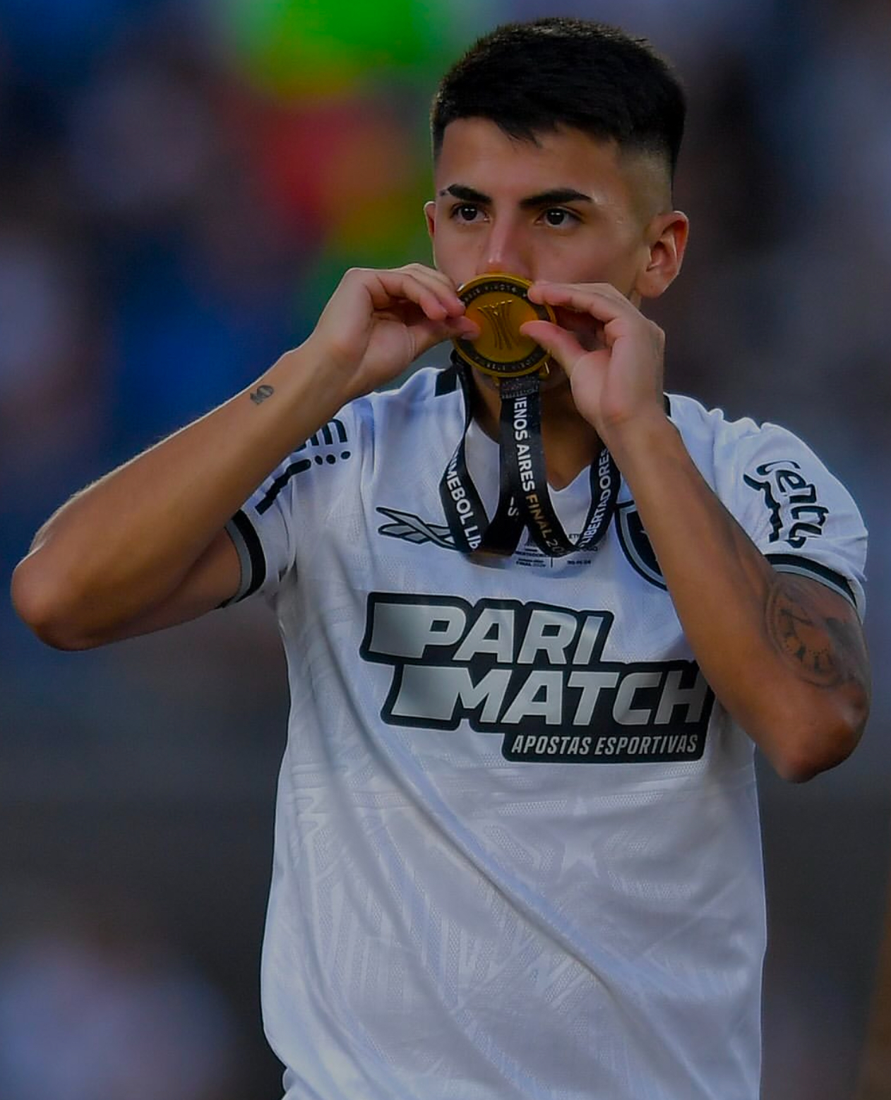 阿根廷翻盘英格兰，蒂亚戈高光表现