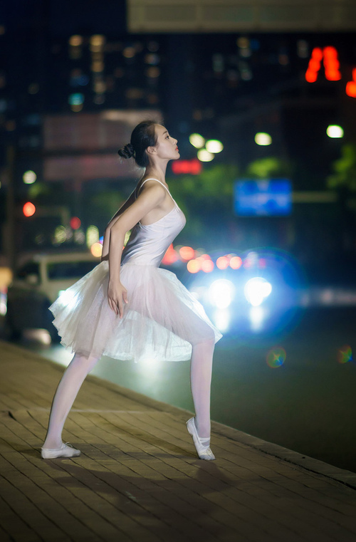 当阿圭罗无缘关键先生时，他成了唯一的关键